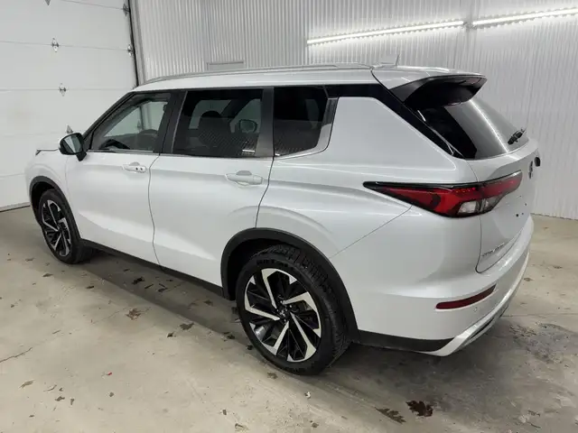 Mitsubishi Outlander SE S-AWC 2023 à vendre - Photo 13