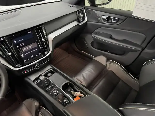 Volvo S60 B5 R-Design AWD 2022 à vendre - Photo 21