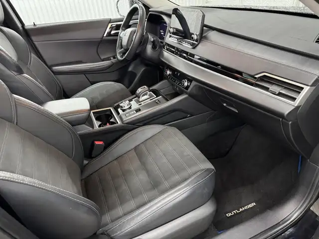 Mitsubishi Outlander PHEV LE S-AWC 2023 à vendre - Photo 25