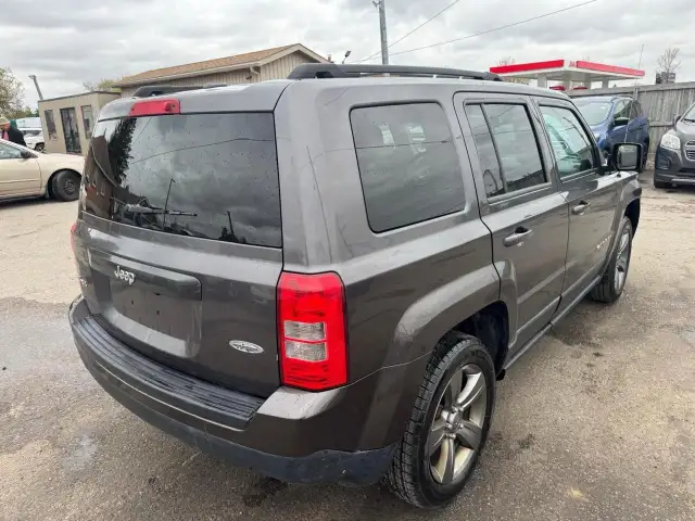 2015 Jeep Patriot High Altitude, LEATHER, SUNROOF, 4 CYL, CERTIF - Photo 5