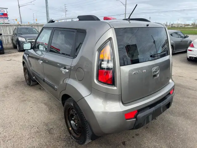 2011 Kia Soul 4U, MANUAL, HATCH, GREAT SHAPE, ALLOYS, CERTIFIED - Photo 3