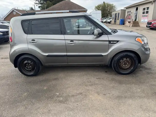 2011 Kia Soul 4U, MANUAL, HATCH, GREAT SHAPE, ALLOYS, CERTIFIED - Photo 6