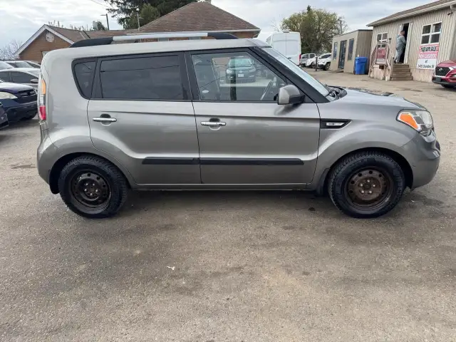 2011 Kia Soul 4U, MANUAL, HATCH, GREAT SHAPE, ALLOYS, CERTIFIED - Photo 7