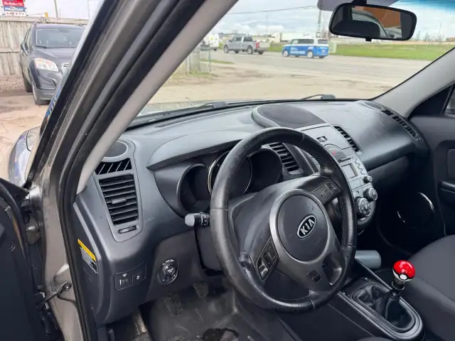 2011 Kia Soul 4U, MANUAL, HATCH, GREAT SHAPE, ALLOYS, CERTIFIED - Photo 14
