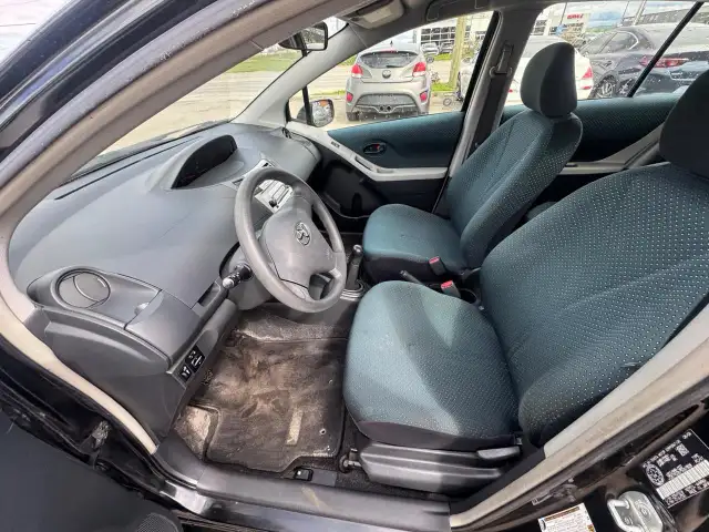 2007 Toyota Yaris LE, HATCH, MANUAL, GREAT ON FUEL, RELIABLE, CE - Photo 9