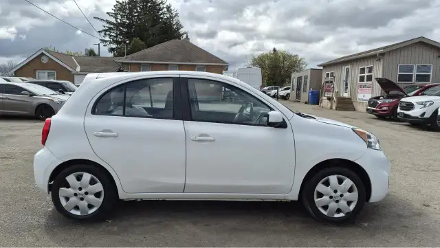 2015 Nissan Micra S, HATCH, NON CVT, ONLY 174KMS. AUTO, CERT - Photo 6