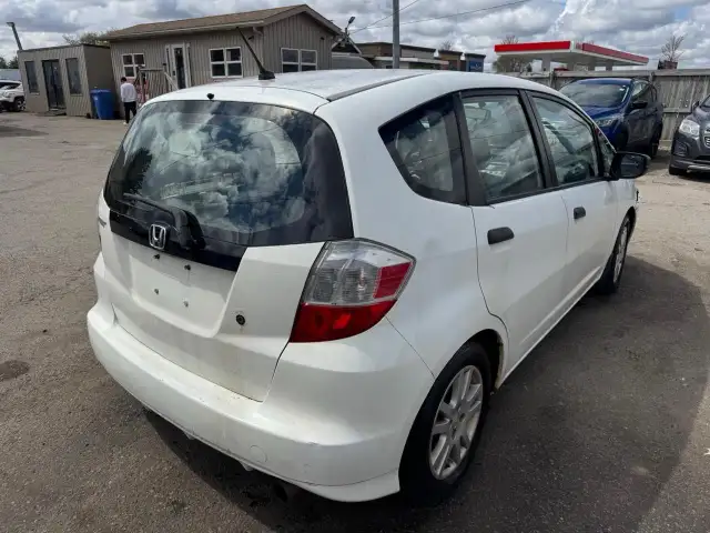 2013 Honda Fit DX-A, HATCH, RUNS WELL, NEEDS BODYWORK, AS IS - Photo 5