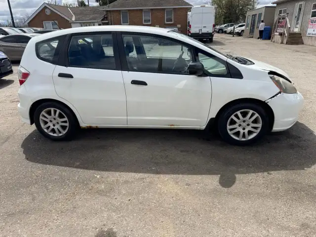 2013 Honda Fit DX-A, HATCH, RUNS WELL, NEEDS BODYWORK, AS IS - Photo 6