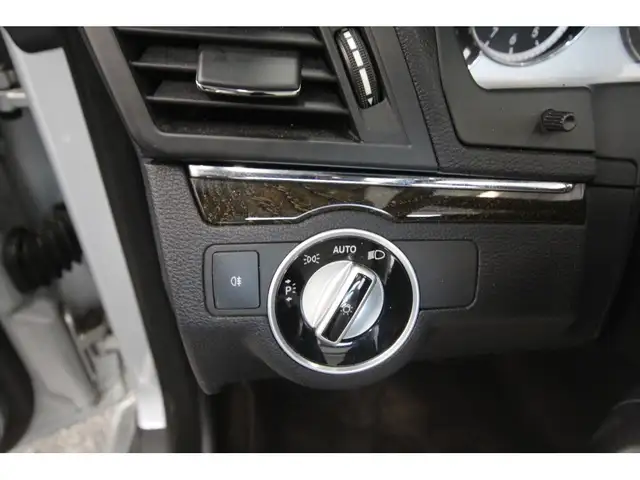 2012 Mercedes-Benz E350 CABRIOLET - Photo 22