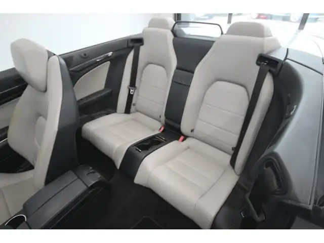 2012 Mercedes-Benz E350 CABRIOLET - Photo 26