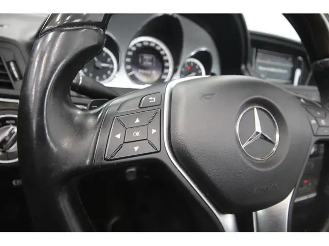 2012 Mercedes-Benz E350 CABRIOLET - Photo 29