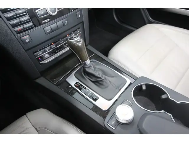 2012 Mercedes-Benz E350 CABRIOLET - Photo 35