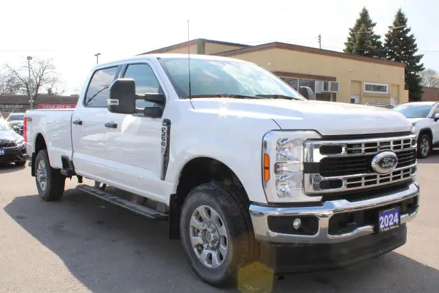 2024 Ford SUPER DUTY F-250 SRW XLT