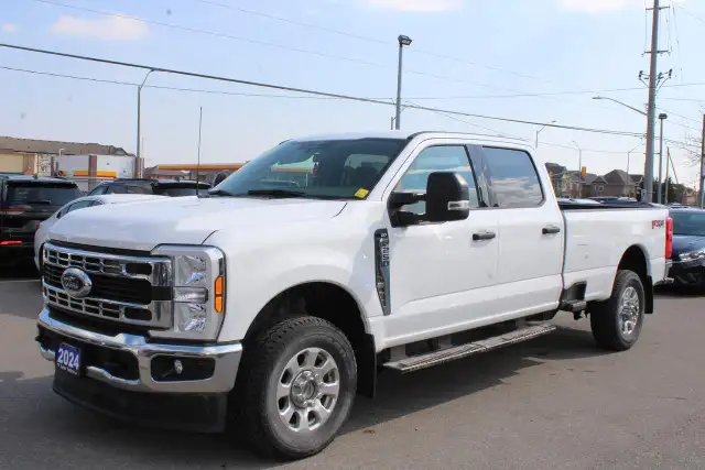 2024 Ford SUPER DUTY F-250 SRW XLT - Photo 2