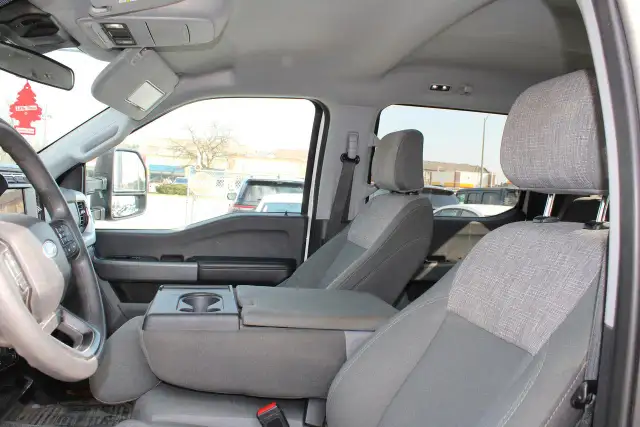 2024 Ford SUPER DUTY F-250 SRW XLT - Photo 13