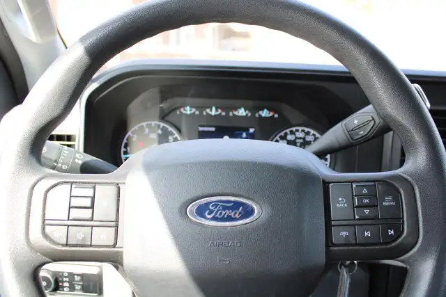 2024 Ford SUPER DUTY F-250 SRW XLT - Photo 14