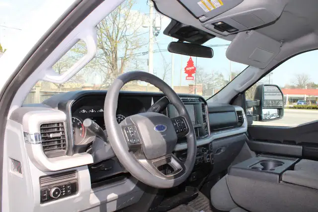 2024 Ford SUPER DUTY F-250 SRW XLT - Photo 15