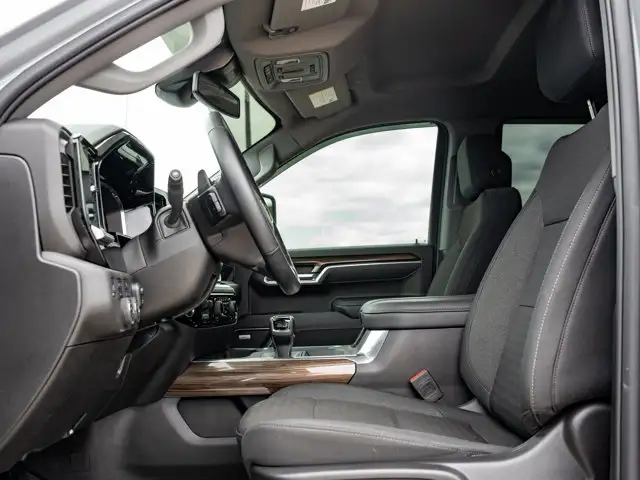 2025 Chevrolet Silverado 1500 RST - Photo 17