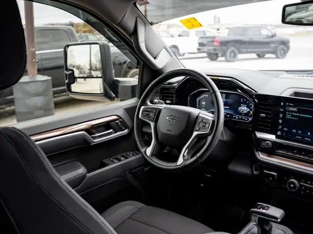 2025 Chevrolet Silverado 1500 RST - Photo 24