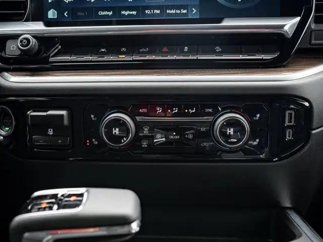 2025 Chevrolet Silverado 1500 RST - Photo 30