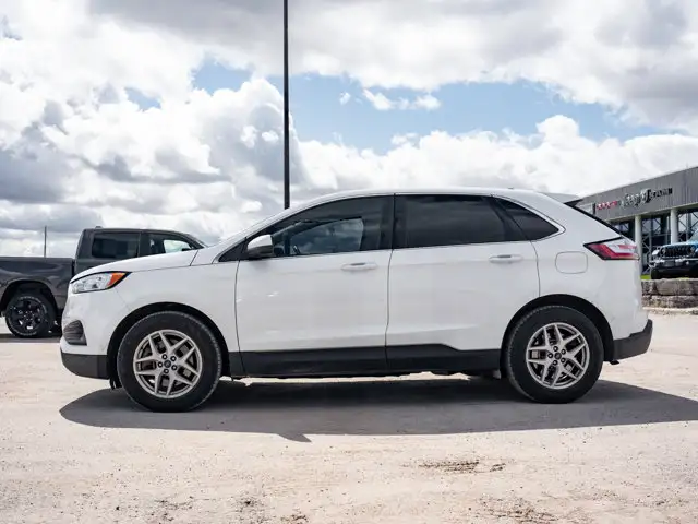 2022 Ford Edge SEL - Photo 5