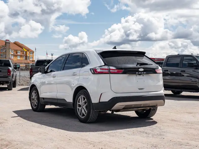2022 Ford Edge SEL - Photo 6