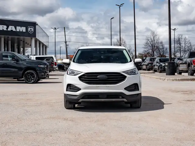 2022 Ford Edge SEL - Photo 13