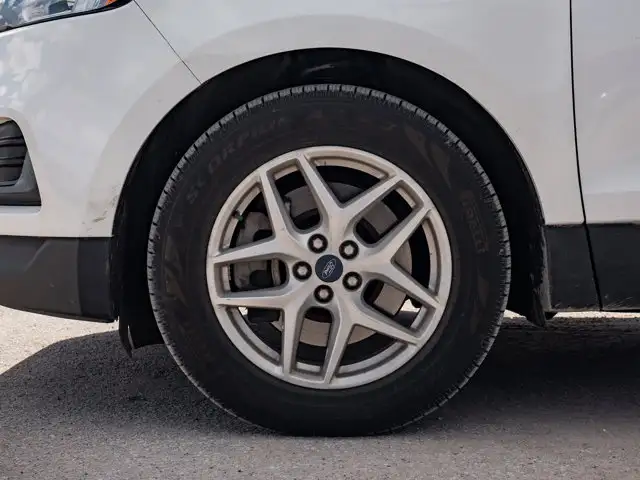 2022 Ford Edge SEL - Photo 14