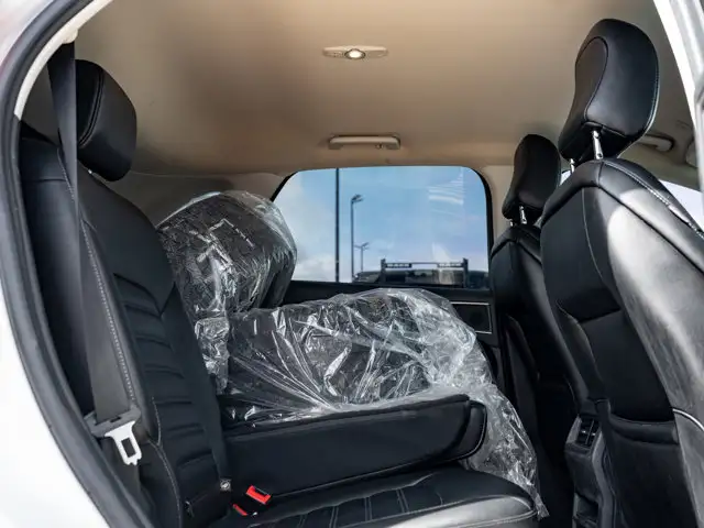 2022 Ford Edge SEL - Photo 16