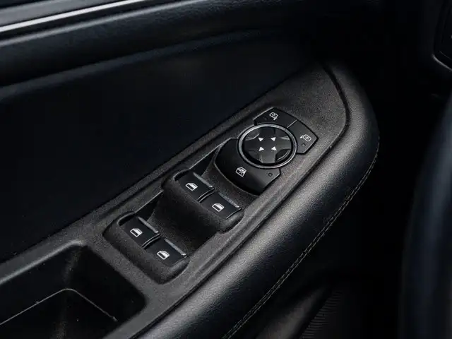 2022 Ford Edge SEL - Photo 20