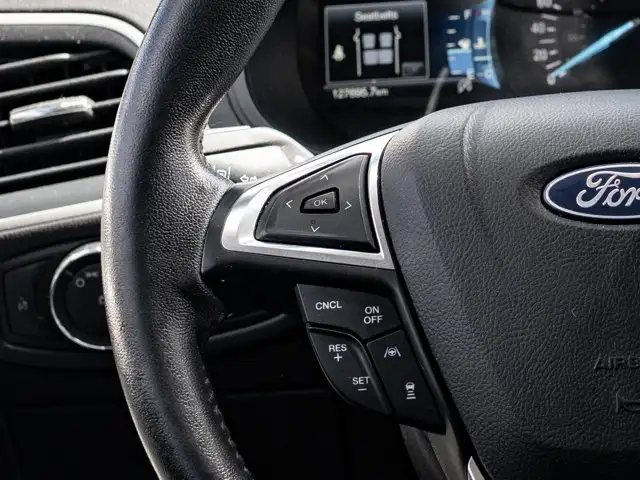 2022 Ford Edge SEL - Photo 21