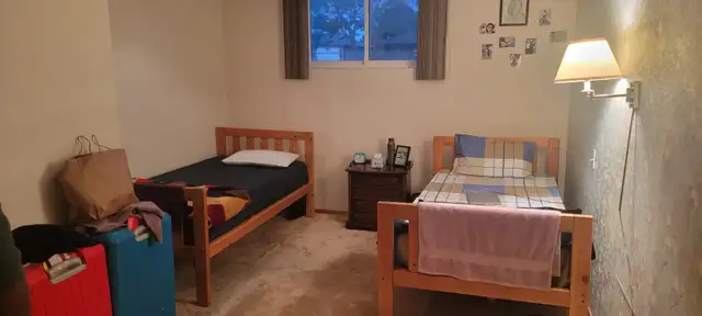 large room for rent - Photo 2