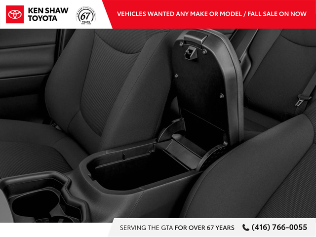 2020 Toyota RAV4 LE - Photo 11