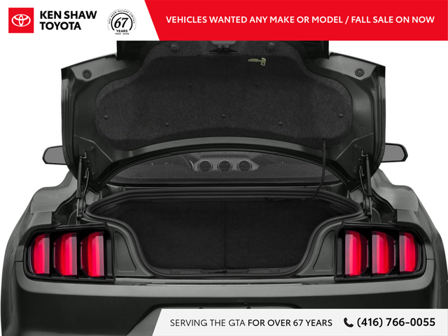 2016 Ford Mustang V6 - Photo 8