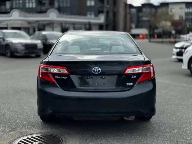2012 TOYOTA CAMRY HYBRID - Photo 4