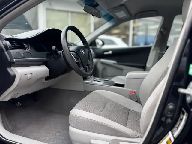 2012 TOYOTA CAMRY HYBRID - Photo 8