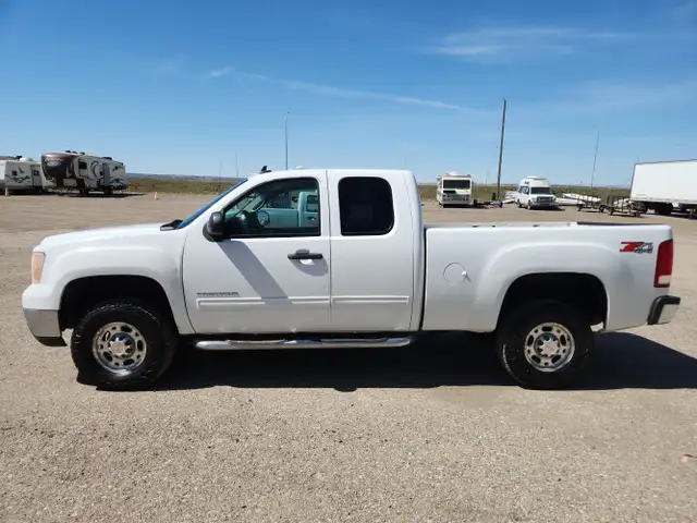 2008 GMC Sierra 2500HD - Photo 5