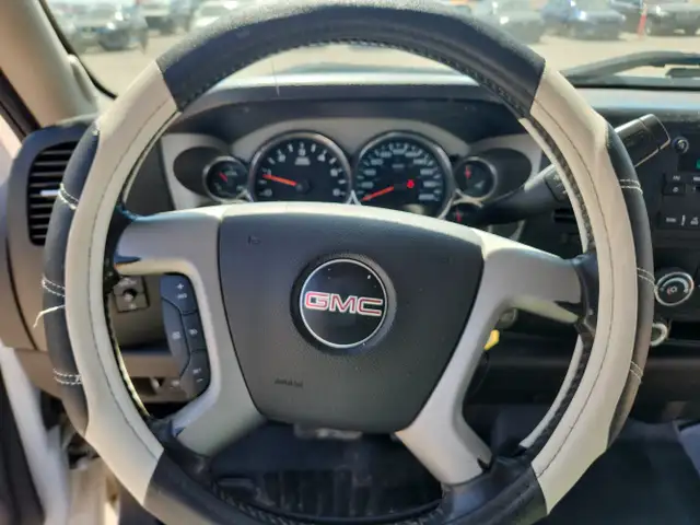 2008 GMC Sierra 2500HD - Photo 20