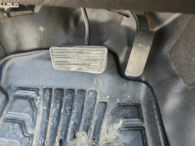 2008 GMC Sierra 2500HD - Photo 23