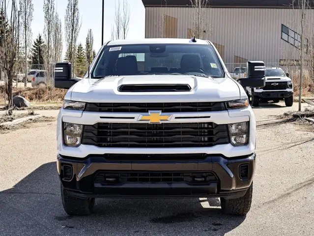 2026 Chevrolet Silverado 2500HD Custom - Photo 3