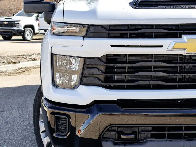 2026 Chevrolet Silverado 2500HD Custom - Photo 5