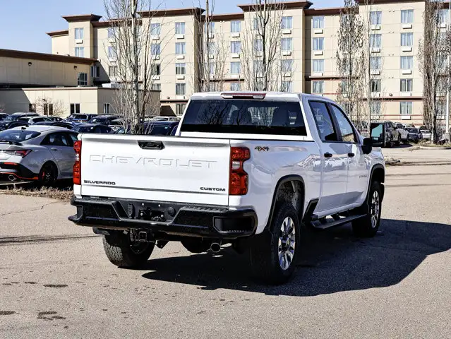 2026 Chevrolet Silverado 2500HD Custom - Photo 13