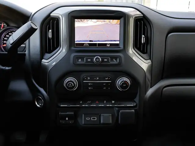2026 Chevrolet Silverado 2500HD Custom - Photo 25
