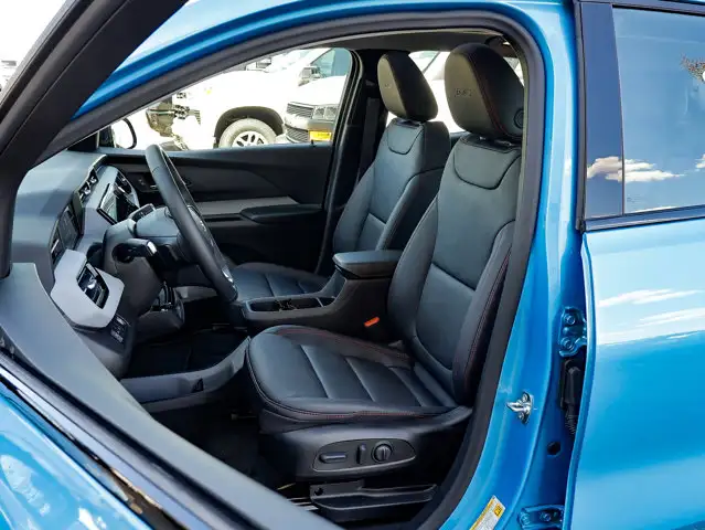 2027 Chevrolet Bolt RS - Photo 16