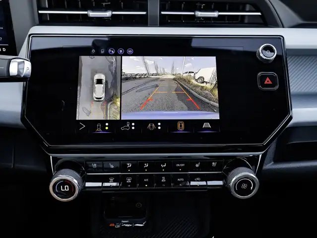 2027 Chevrolet Bolt RS - Photo 25