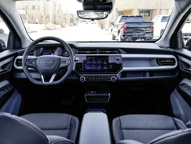 2027 Chevrolet Bolt RS - Photo 27