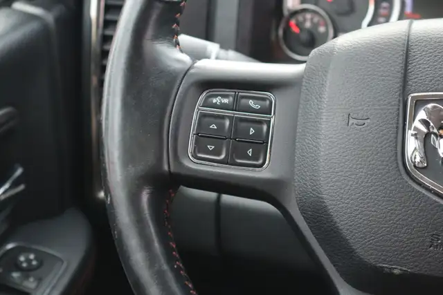 2015 RAM 1500 - Photo 13