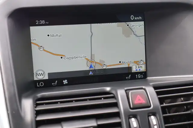 2017 Volvo XC60 - Photo 28