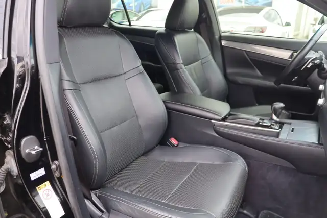 2013 Lexus GS - Photo 15