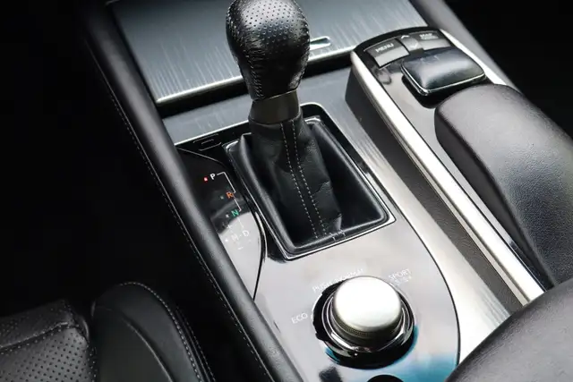 2013 Lexus GS - Photo 19